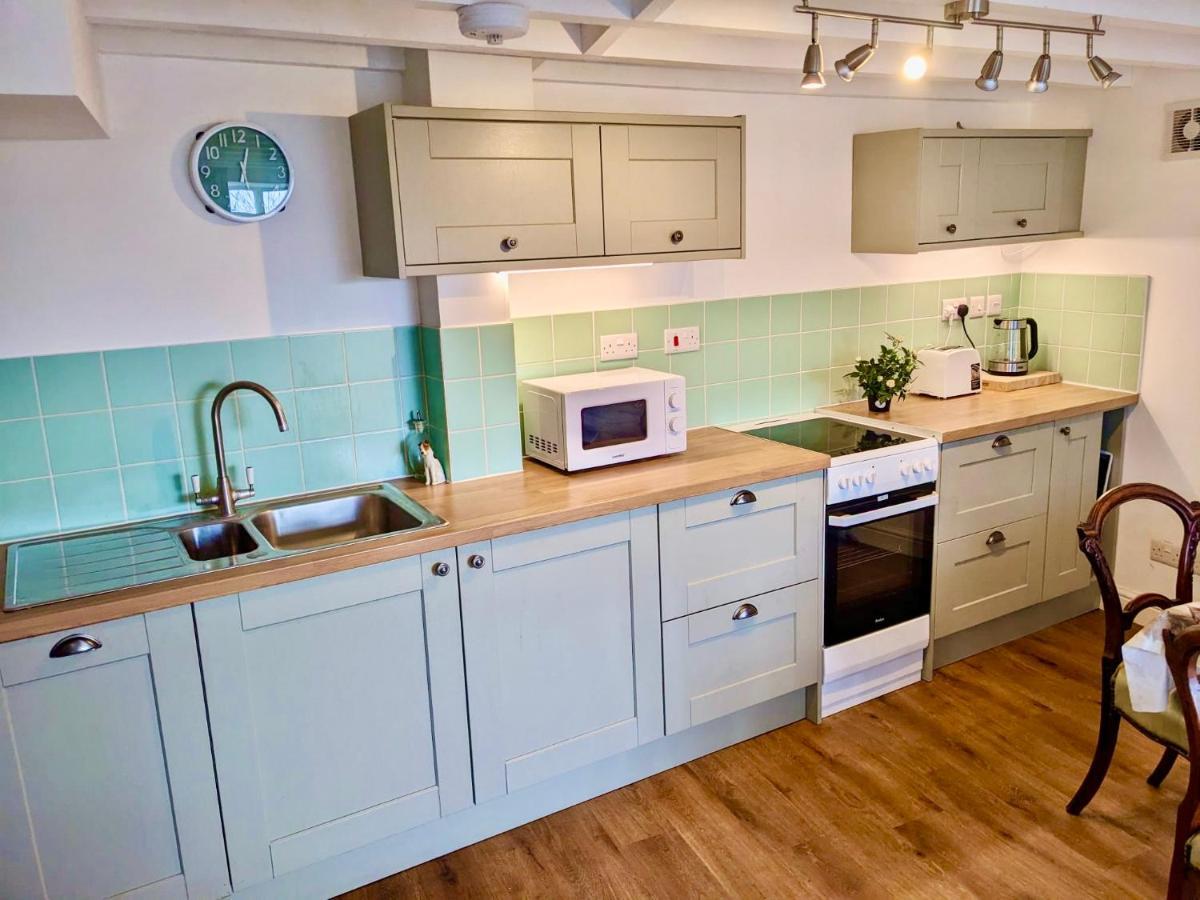 2 Stable Cottage, Llanbethery Llancarfan Ngoại thất bức ảnh